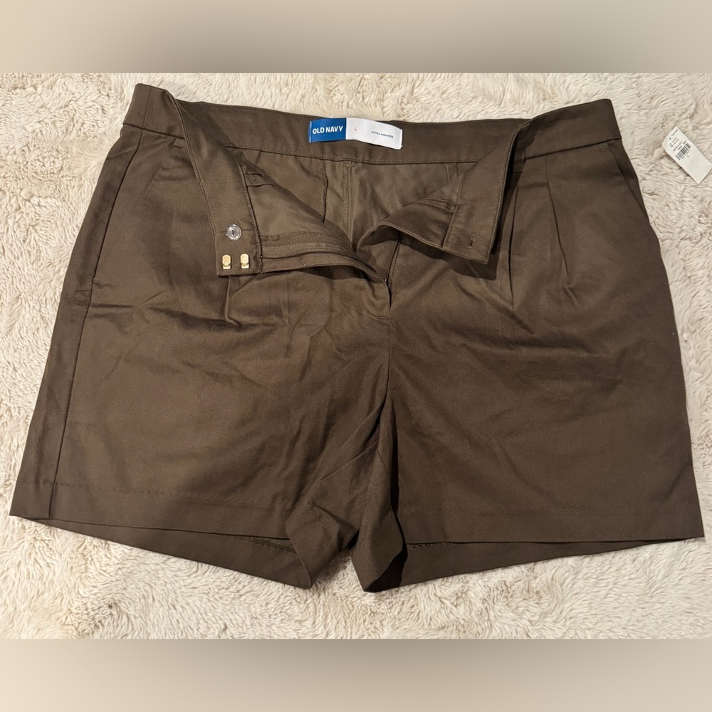 Old Navy Khaki High-Rise Shorts